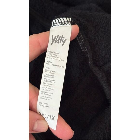 NEW Fabletics Yitty Pet Me Heart Pocket Onesie size XXL 1X Black Hooded Fuzzy - Picture 12 of 13